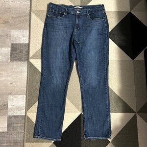 Levi's Classic‎ Straight Jeans Women's Size 33/16